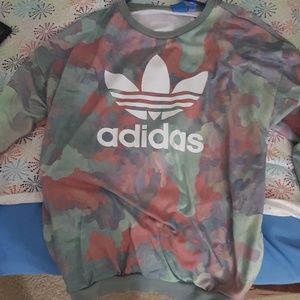 Pastel Camo Adidas Sweater Crewneck, size medium